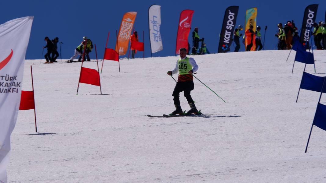 Haziran'da kayak keyfini doyasıya yaşadılar - Resim: 5